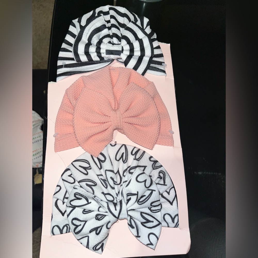 3 pack baby hats 0-3